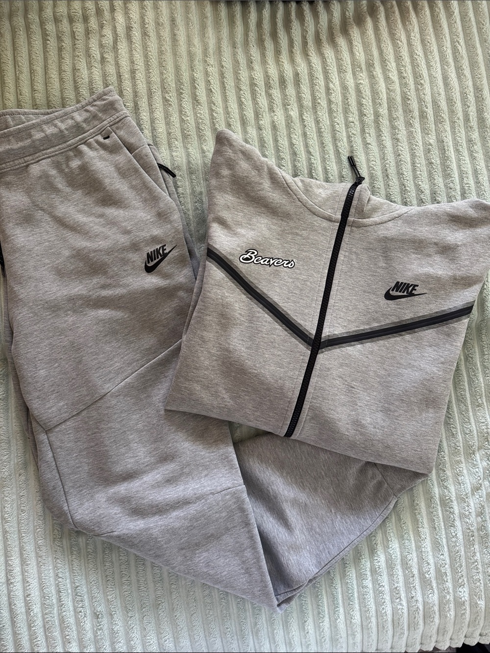 Nike Light Gray Oregon State Tech Fleece Zip Up Tracksuit